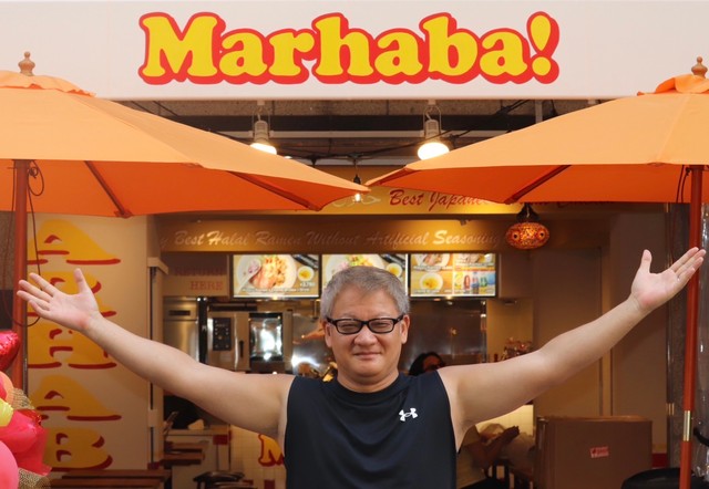 大阪・道頓堀のハラールラーメン店「Marhaba!」と共同オーナーの山本大介さん