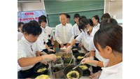地場産業の魅力を知って　5年目の体験型授業「企業学び楽舎講座」　倉敷市内の中学・高校で開催