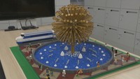 5000個以上のレゴブロックで作った噴水の模型
