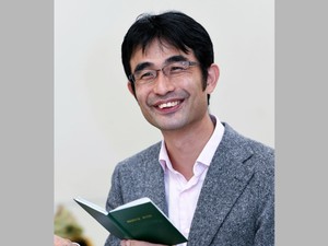 トラクターは農業にとって「諸刃の剣」、収穫増えたが土壌劣化招く　藤原辰史氏の警鐘