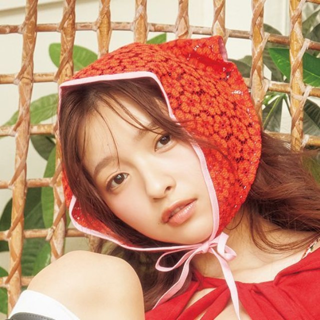 一ノ瀬瑠菜「旬撮GIRL Vol.32」（扶桑社）より＝撮影／彦坂栄治 ヘアメイク／加藤志穂（ピースモンキー） スタ イリング／米丸友子