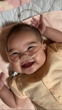 チャームポイントは、おでことパッチリお目目