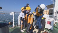 2年ぶり、子どもたちが巡視船「いぶき」で職場見学　高松海上保安部