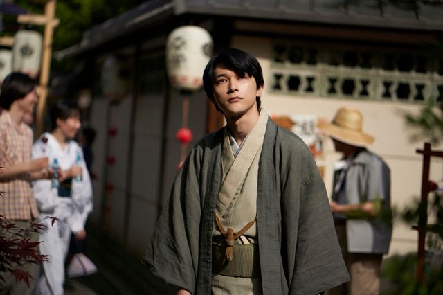 新品未使用　横浜流星　限定グッズスウェットになります！国宝　吉沢亮 新品未使用 横浜流星 限定グッズスウェットになります！国宝 吉沢亮