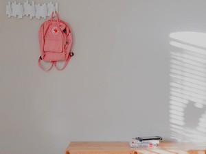 「かわいい」を象徴するピンクを身につける人が羨ましく憎らしかった