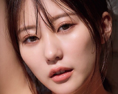 「週刊FLASH」4月30日発売号表紙に登場した田中美久さん(C)光文社／週刊FLASH