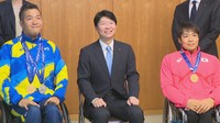 佐藤友祈選手（左）と生馬知季選手（右）に岡山県スポーツ特別顕賞