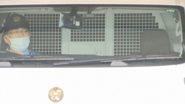 容疑者を乗せた車　高松南警察署　7月11日