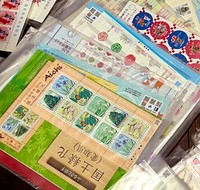 祖父が遺した大量の切手コレクション（ぺとさん提供）
