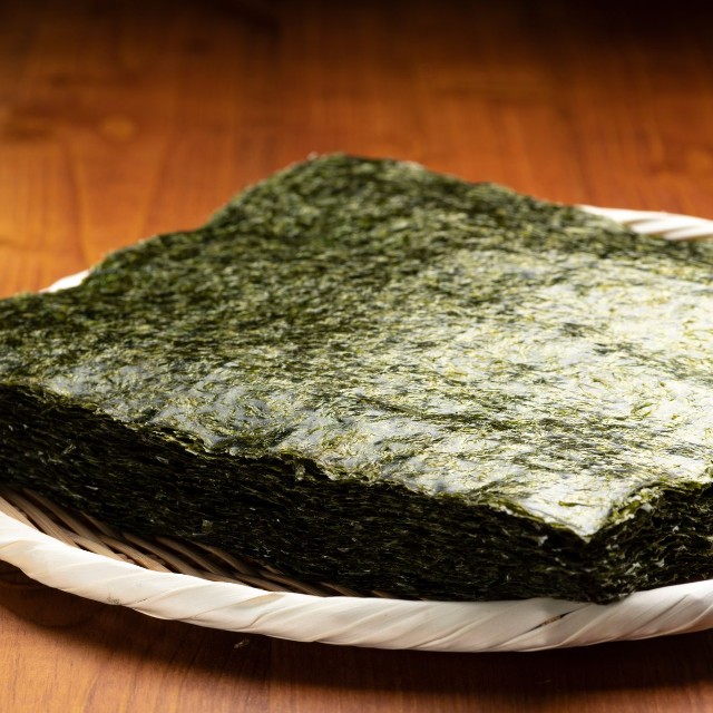 海苔がしっとり、パリッとの2種類で選べるのが嬉しい！※画像はイメージです（kai/stock.adobe.com）