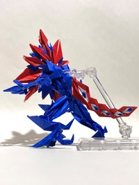 本物のみゃくみゃくよりしっぽが長い！