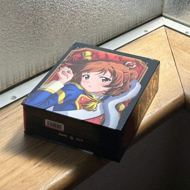 注文から5年を経て届いたのは、TVアニメ「少女☆歌劇 レヴュースタァライト」北米版スペシャルエディション／さぼてんぐさん（@saboteng23）提供
