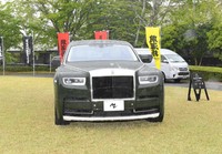 会場に展示されたロールスロイス　ファントムⅧＥＷＢ　Ｏｒｉｂｅ