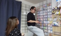 窓がついている壁側にもディスプレイケースを増設することに／投稿主さん提供