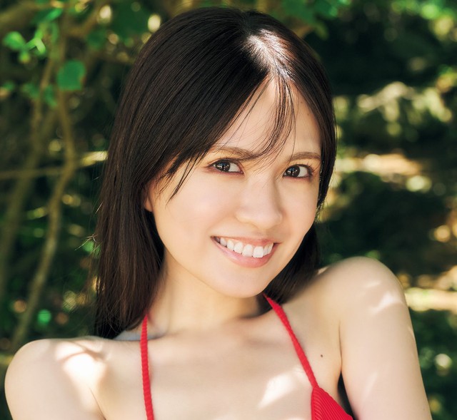 岡本彩夏「週刊SPA! 」(扶桑社)10月7日号より＝撮影／高橋慶佑 ヘアメイク／KEIKO（renewal） スタイリング／田中陽子