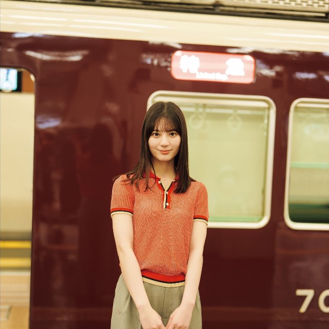 「B.L.T.2026年10月号」別冊付録：小坂菜緒（日向坂46） 両面超ビッグポスター（表）