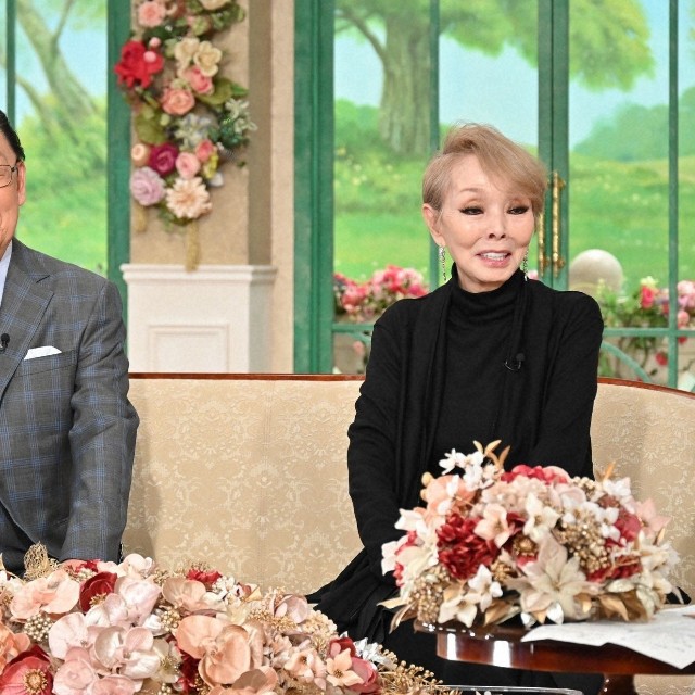 1月29日放送の「徹子の部屋」に出演した梅沢富美男さん、研ナオコさん＝テレビ朝日提供