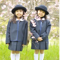 双子の幼稚園選びでチェックしておくべきポイントは…（cube197/stock.adobe.com）
