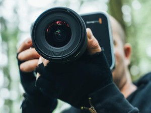 内面が見透かされそうで、写真が苦手。でも、今はたくさんの人に撮られてみたい