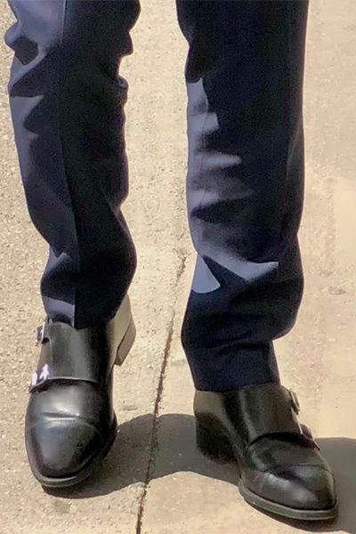 スナップ217_マクロン大統領の足元写真　400_2