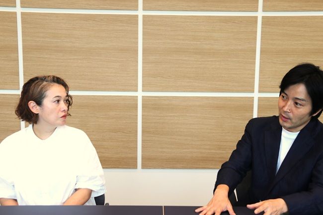 安並まりや氏と神出亮氏