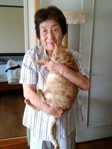 キナコの名付け親のおばあちゃん。「仲良しです」