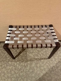 錦鯉の渡辺隆さん「ホテルにあるこれはなんなのですか？」（本人の公式Xから）