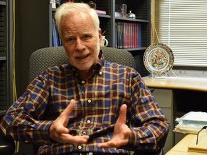 中国の台頭、世界で進む「ドル離れ」　国際通貨になれる「4つの条件」とは