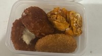 娘のリクエストで完成した“全部茶色”のお弁当／とかとんとんさん（@121canim121）提供＝画像をトリミングしています