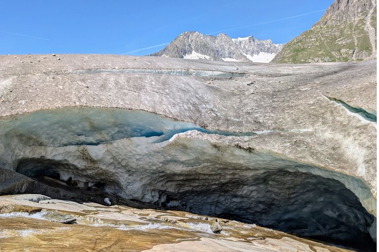 巨大氷河をめぐる冒険で知った「意外な真実」 オーストリア、スイス