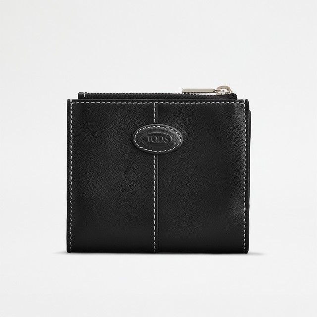 新年度に向けて新調したい“春財布” おすすめ20選<br>【トッズのディーアイ ウォレット スモール】