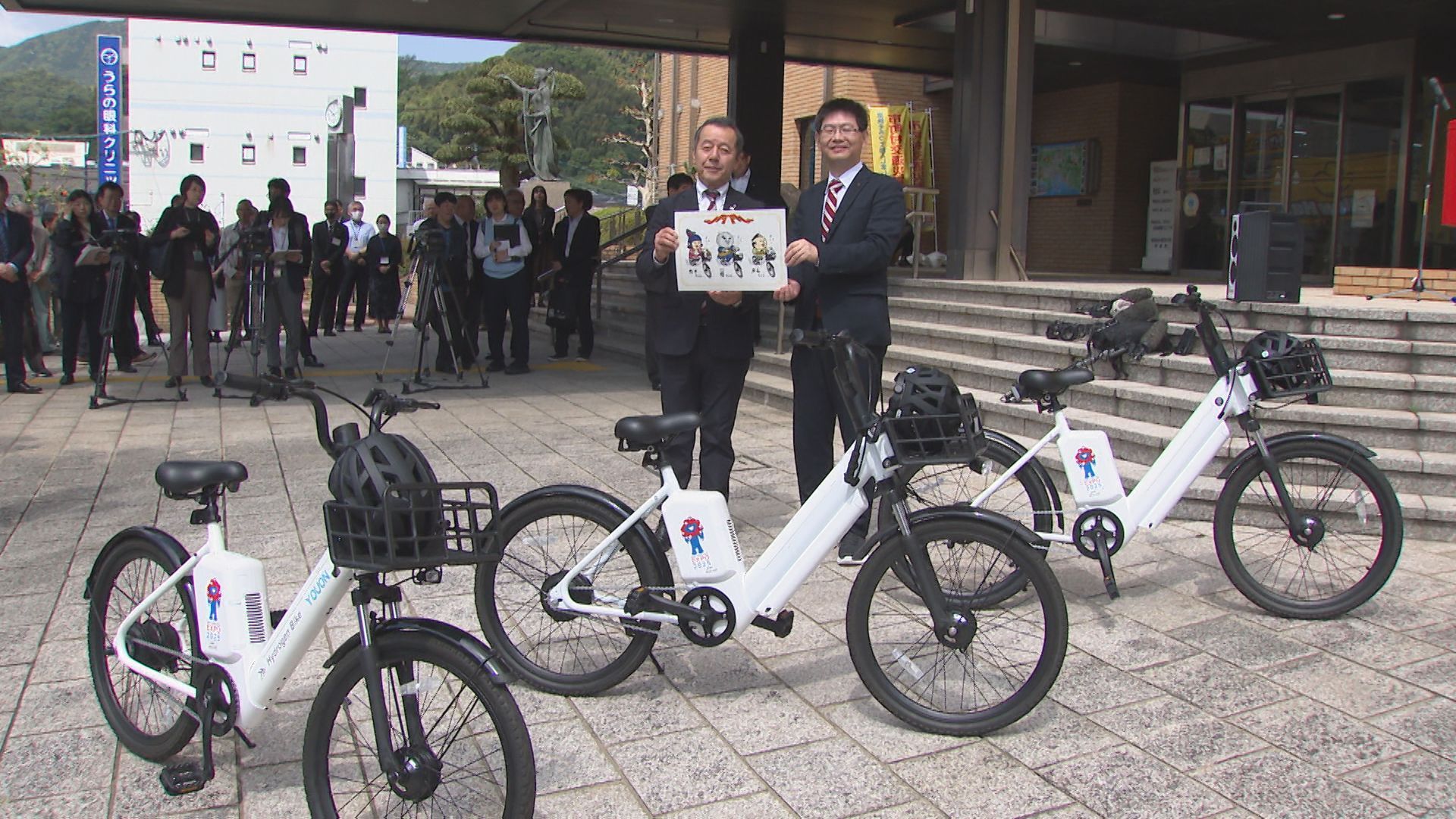 カートリッジ1本で約50km走行可 時津町が水素アシスト自転車を導入(1