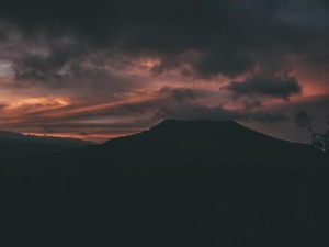 生理が激重（PMSのおまけ付）。このハードモードはいつ終わる？