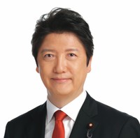 足立康史氏