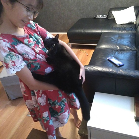 抱かれてリラックス（Aさん提供）