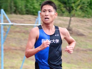 30歳で初の箱根駅伝へ　元体育教師の駿河台大・今井隆生が「魂の走り」を貫く