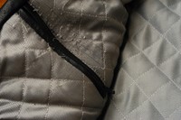 クリーニング店が教える「経年劣化」※画像はイメージです（Gilles Paire/stock.adobe.com）