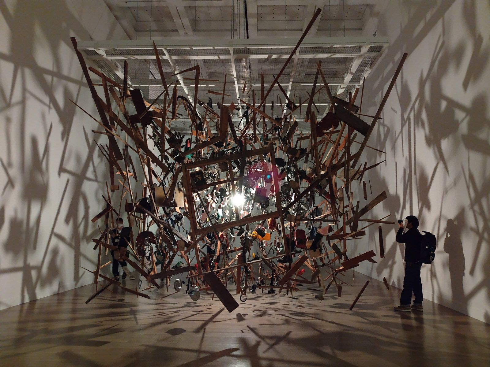 時代を映すビビッドな現代アート 「テート美術館―YBA & BEYOND 世界を 