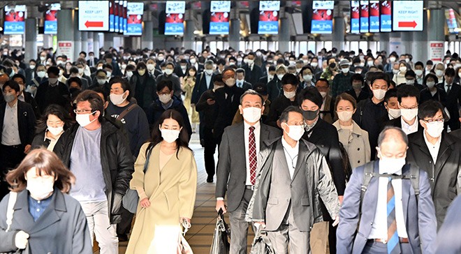 survey-74-keep-wearing-face-masks-after-easing-of-rules-the-asahi