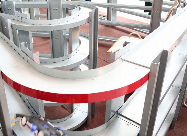 勢い余ってそのまま落下