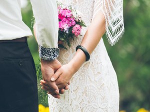 10代で結婚して私は今幸せだけど、日本の結婚制度って縛られすぎじゃない？
