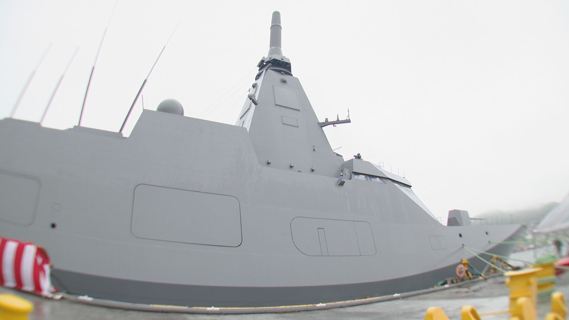 護衛艦　FFM 引渡し記念品 三菱長船で最新鋭護衛艦「なとり」引き渡し式 | 長崎ニュース | NCC