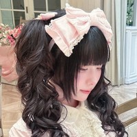 結婚式で着用した、ジャケットとジャボ付きブラウスの“当社比カチッとコーデ”／るぅさん（@Slowpoke_l0ve）提供＝画像をトリミングしています
