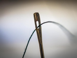 私を自由にし、縛りもする「つながり」の糸は、私が独りではない証し