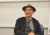 「空に住む」の青山真治監督＝大阪市内