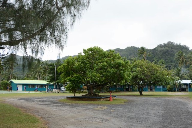島南部にあるティティカベカ・カレッジ＝2022年6月24日、クック諸島ラロトンガ島、荒ちひろ撮影