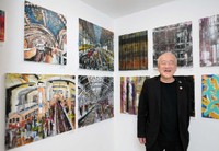 パンクバンド「ザ・スターリン」のドラマーから建築家、画家としても活動するイヌイジュン。各地で作品展を開催＝神戸市内（2023年撮影）