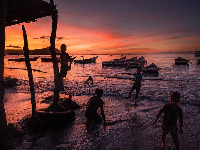 ベネズエラの漁村に降ってわいたお宝ブーム 海岸で次々見つかる金銀 謎の出所 朝日新聞globe