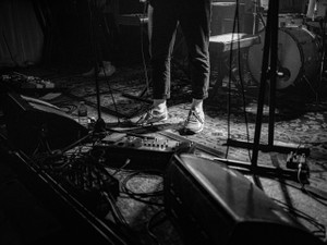 ライブで彼だけを見つめる私は、この感情が何かすぐに分からなかった