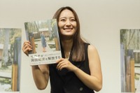 7年ぶりのフォトブック「岡田結実フォトブック ゆいしょ。」発売記念イベントを行った岡田結実